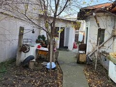 Chitila, vanzare casa demolabila cu teren